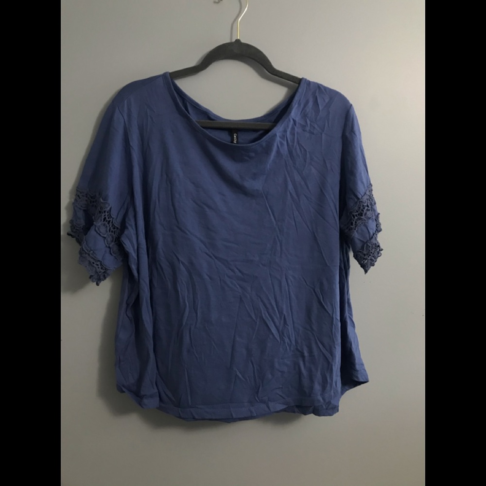 Blue crop top